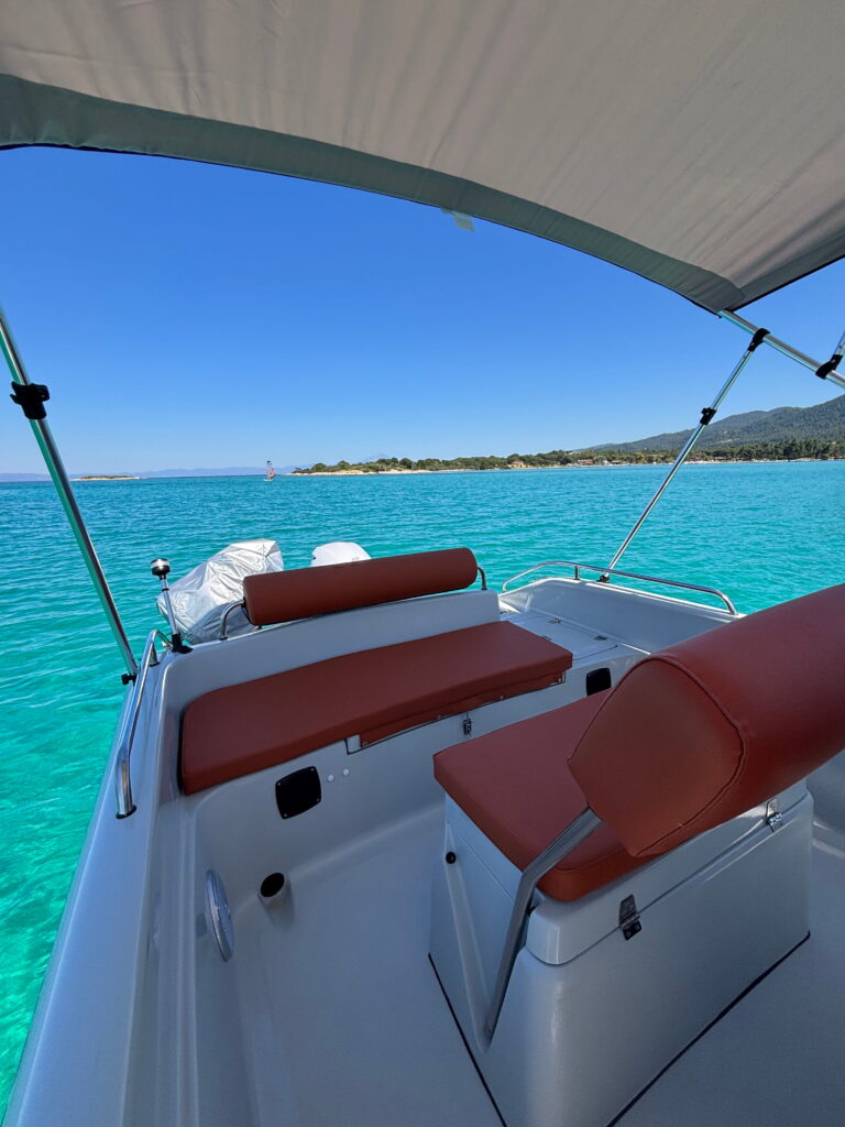 8 people boat